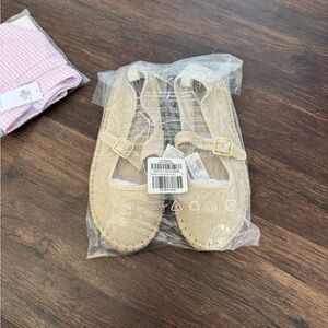 Old navy canvas flats with buckle size 8